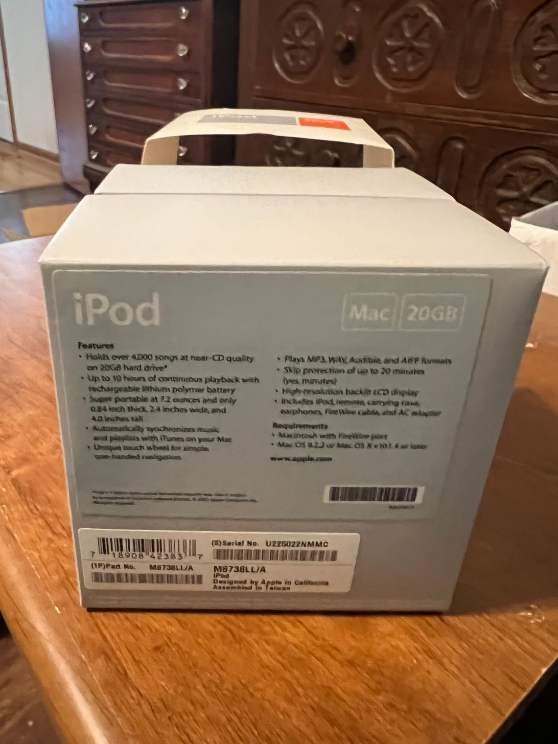Original iPod sealed unit in original packaging