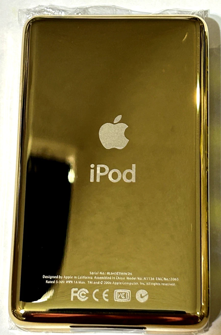 Bluetooth modded Apple iPod Classic 5th Mello Yellow Atomic Upgraded with 2TB SSD, Custom Media Player , USB C mod upgrade (2TB 3000 mAh)