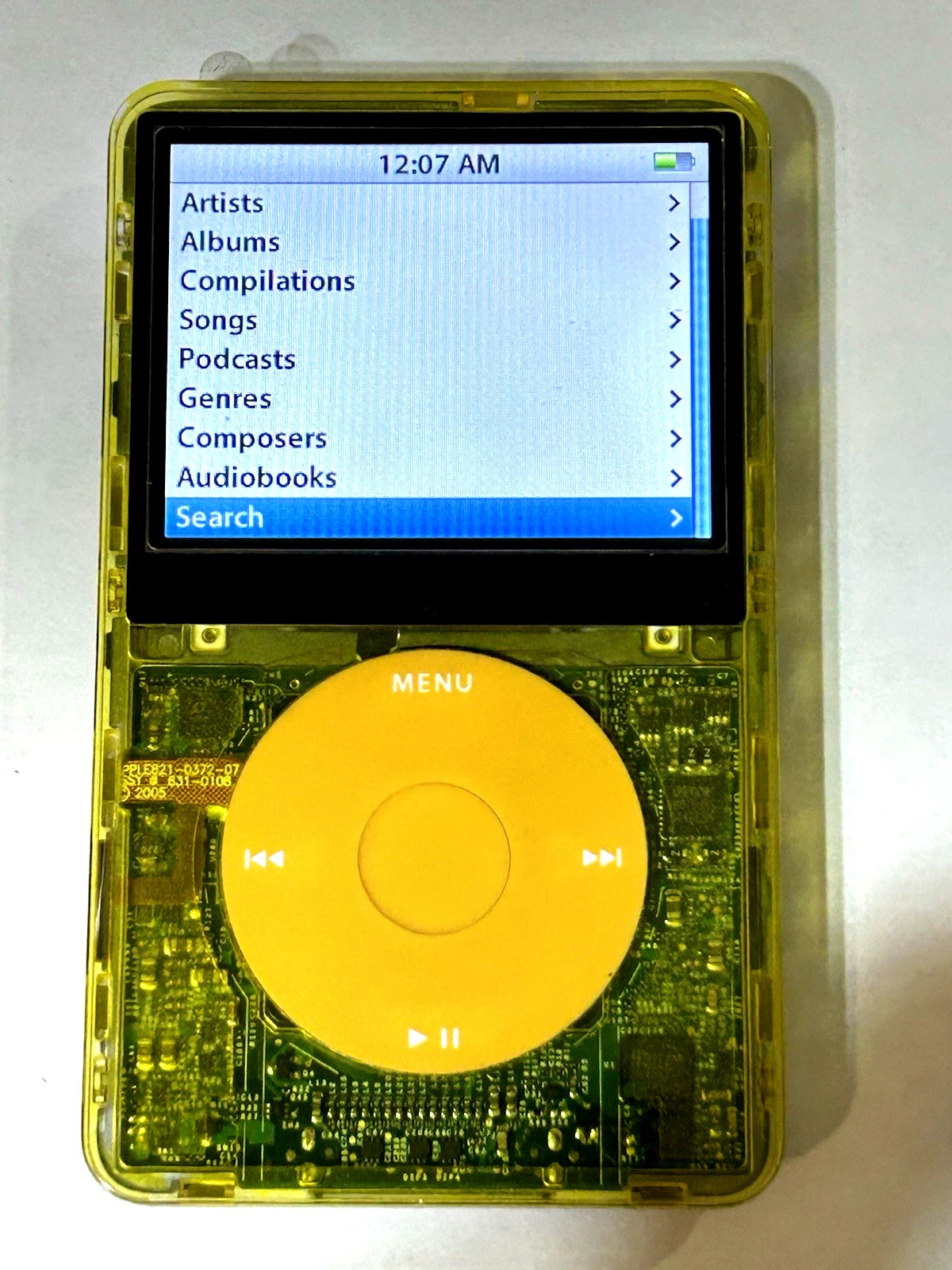 Bluetooth modded Apple iPod Classic 5th Mello Yellow Atomic Upgraded with 2TB SSD, Custom Media Player , USB C mod upgrade (2TB 3000 mAh)